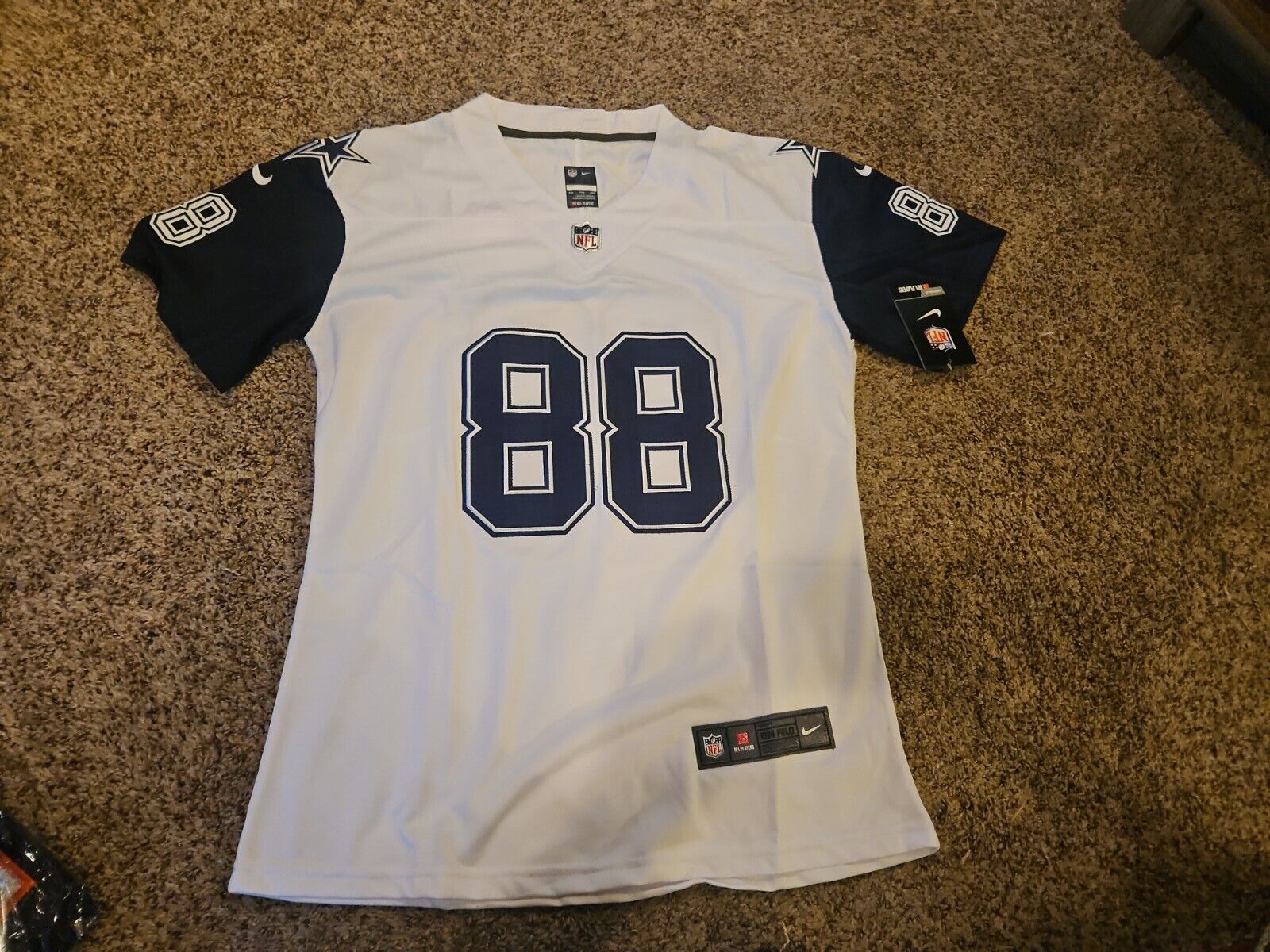 Dallas Cowboys CeeDee Lamb White Jersey Color Rush Limited - Women's photo review