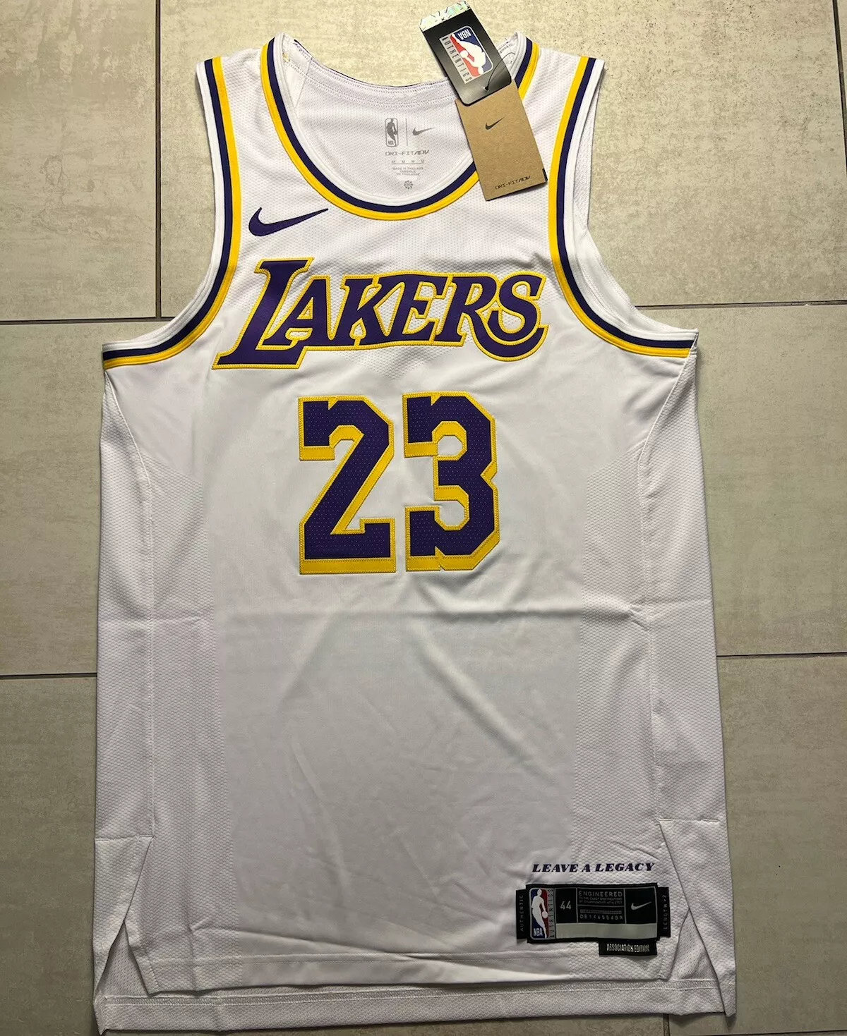 Los Angeles Lakers Lebron James #23 Association Youth Jersey photo review