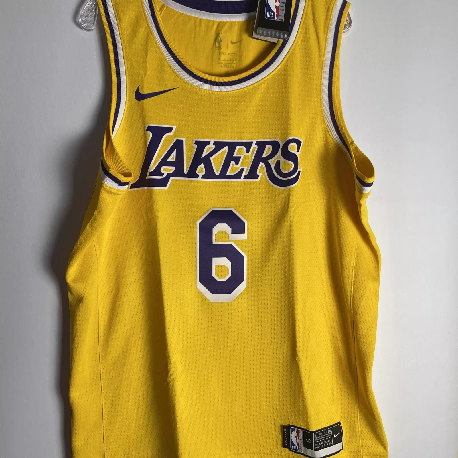 Los Angeles Lakers LeBron James 2021-22 Icon Edition Gold Youth Jersey Change Number #6 photo review